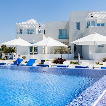 Blue Diamond Beach Villas 파포스 외부 사진