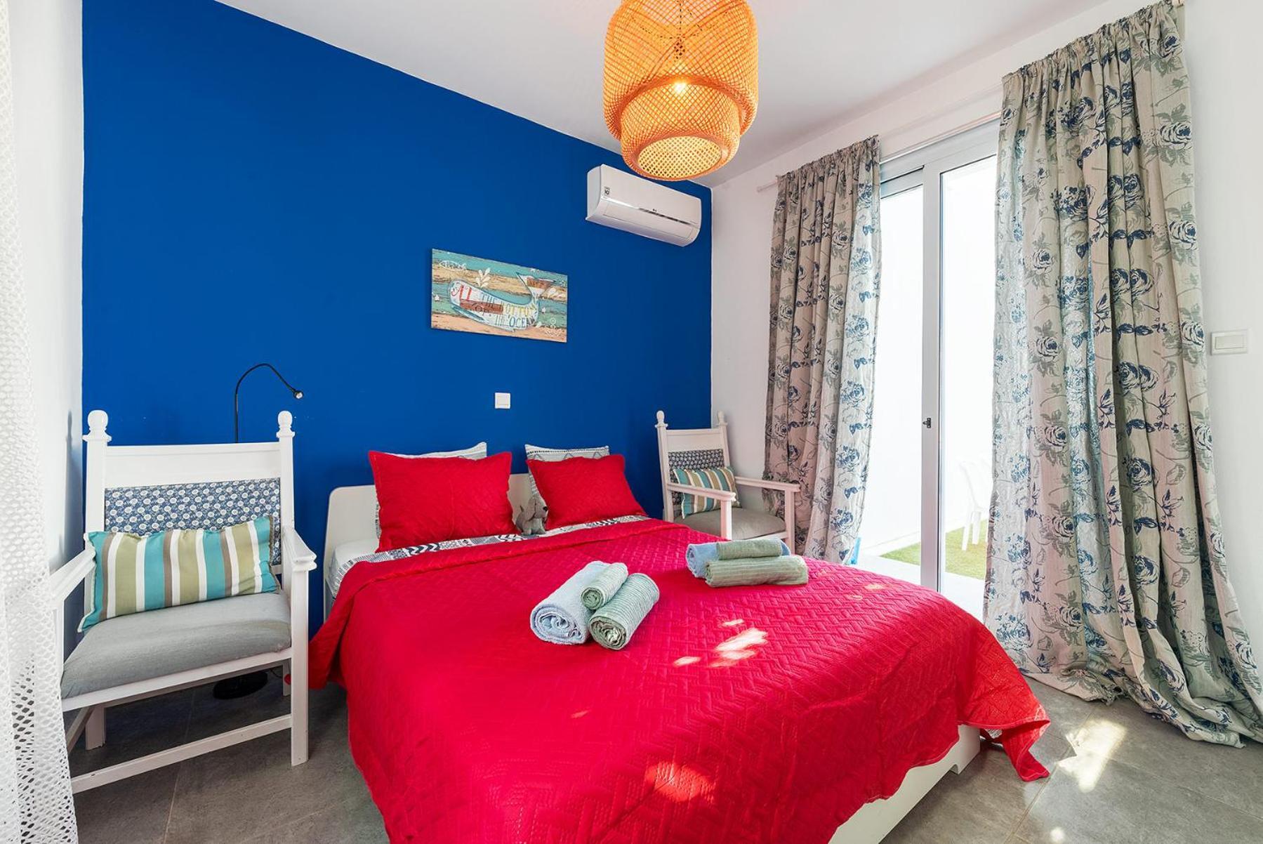 Blue Diamond Beach Villas 파포스 외부 사진