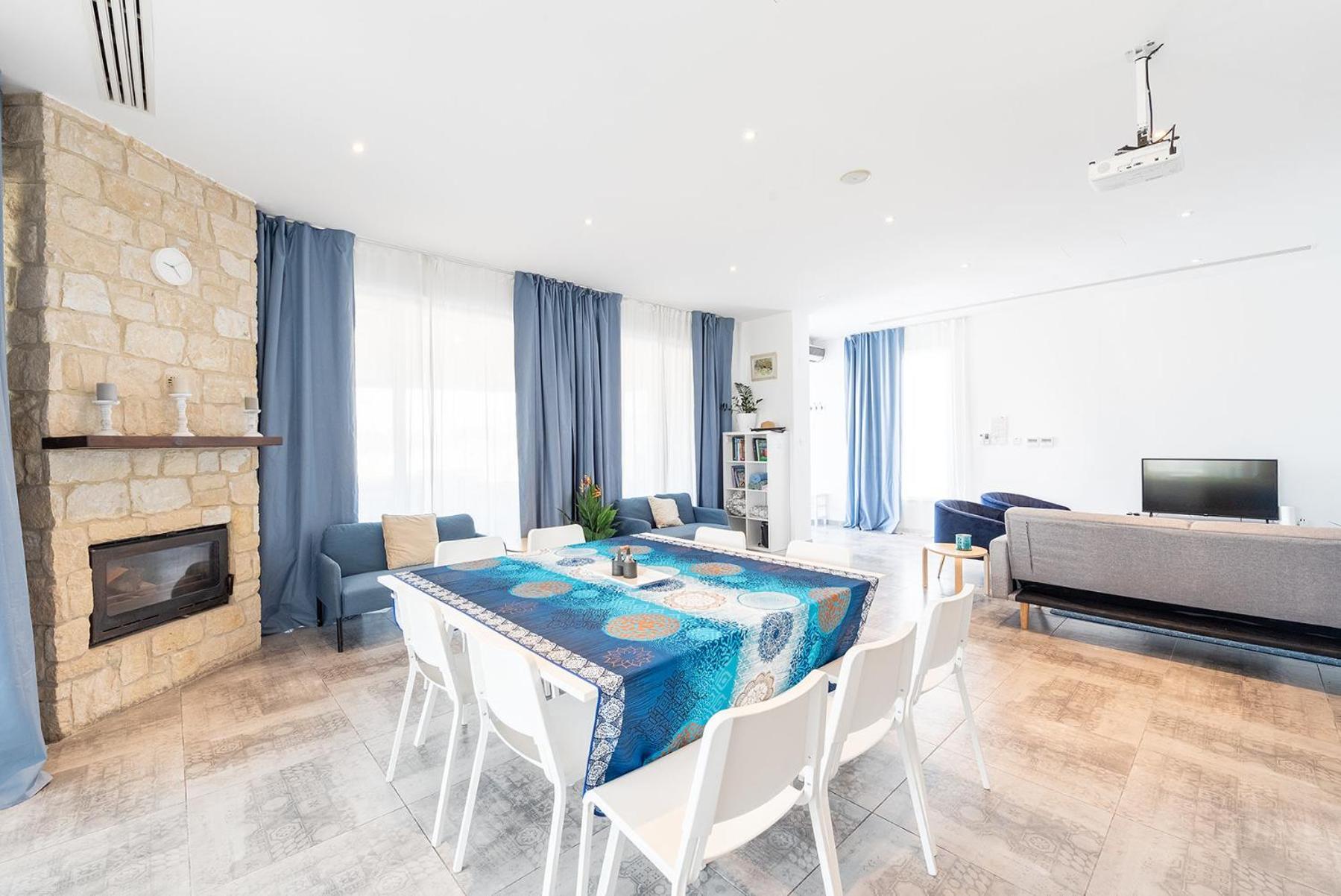 Blue Diamond Beach Villas 파포스 외부 사진