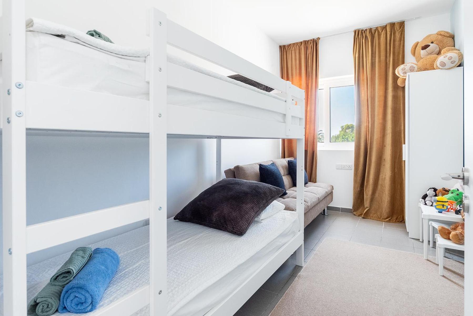 Blue Diamond Beach Villas 파포스 외부 사진